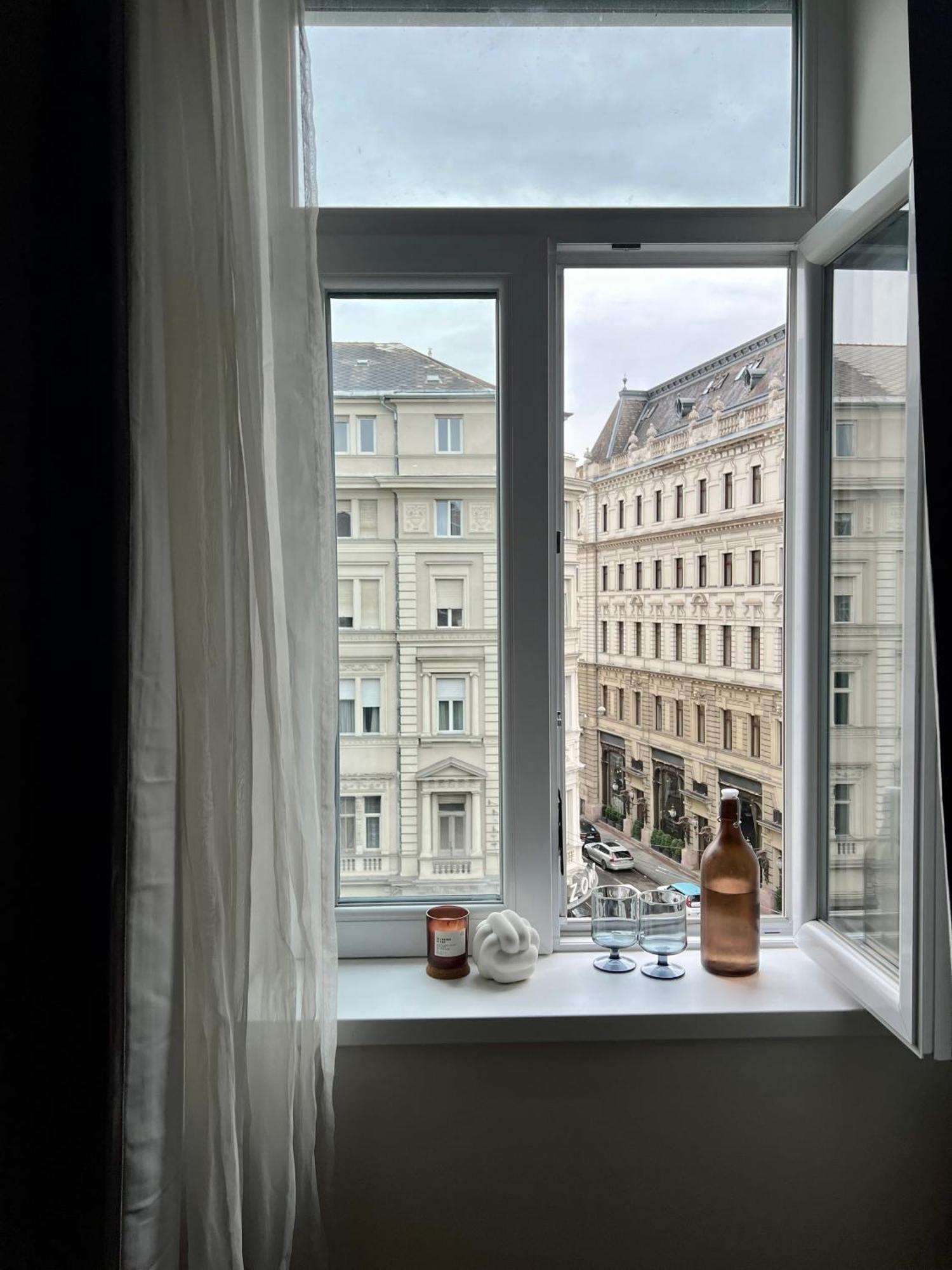 Casadeco Budapest Apt-Stunning New York Cafe View מראה חיצוני תמונה